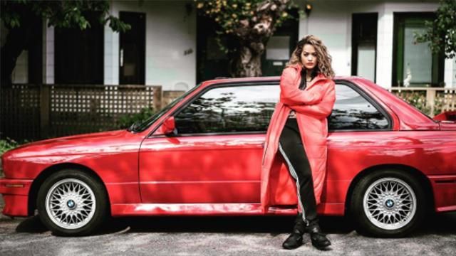 Відому співачку Ріту Ору звинуватили у плагіаті: відео Відому співачку Ріту Ору звинуватили у плагіаті: відео