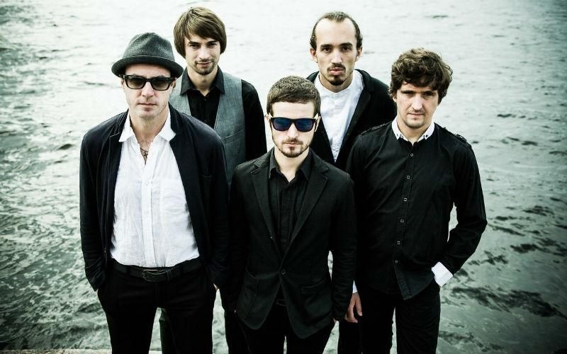 Animal ДжаZ заспівав пісню Океану Ельзи на фестивалі в Росії: відео Animal ДжаZ заспівав пісню Океану Ельзи на фестивалі в Росії: відео