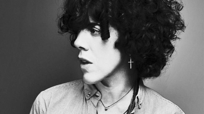 Авторка пісень Ріанни представила власний провокаційний кліп: відео Авторка пісень Ріанни представила власний провокаційний кліп: відео