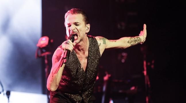 Концерт Depeche Mode у Білорусі скасували: Дейв Гаан у лікарні Концерт Depeche Mode у Білорусі скасували: Дейв Гаан у лікарні