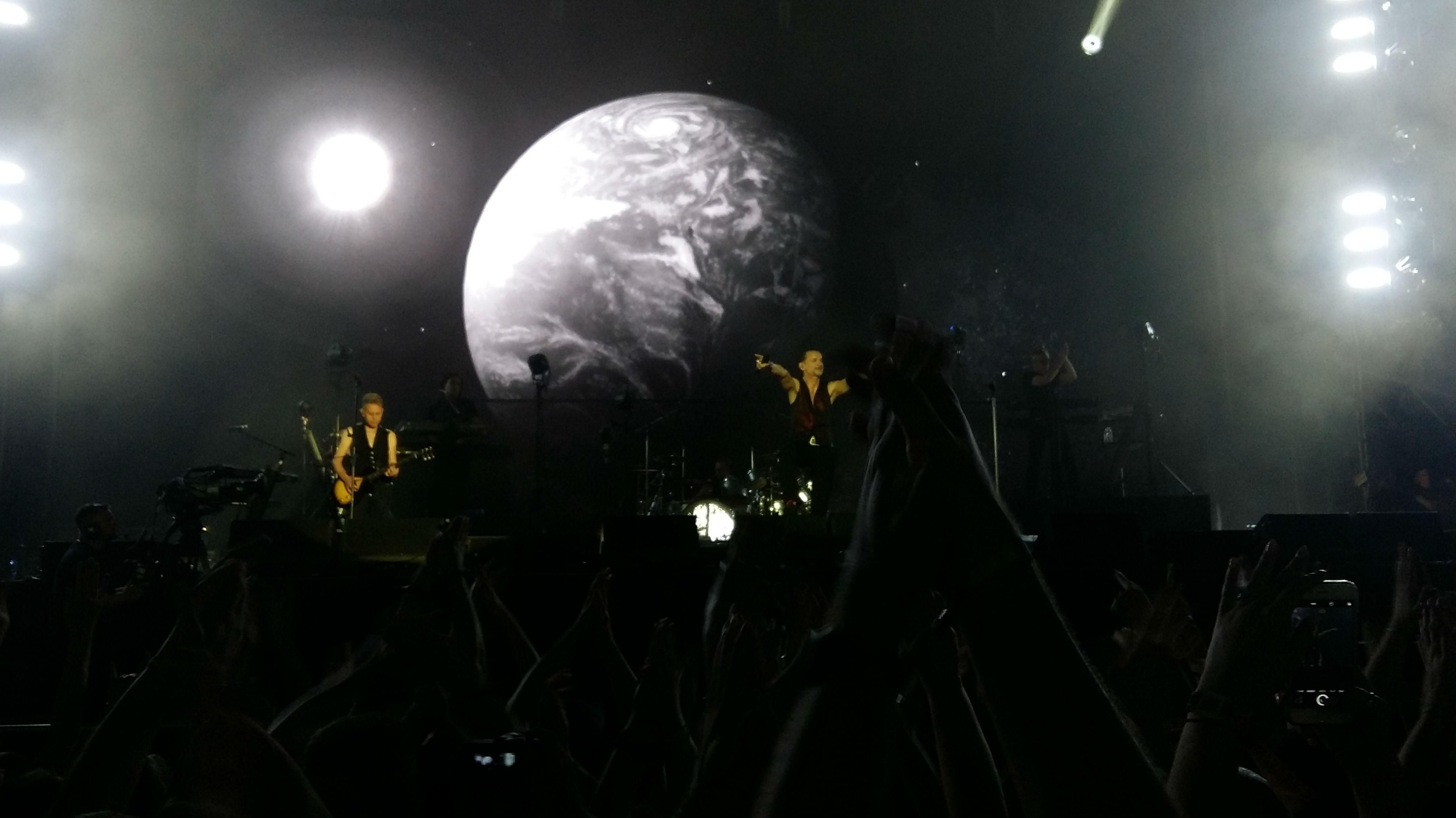Концерт Depeche Mode Київ 2017: як пройшов концерт - фото