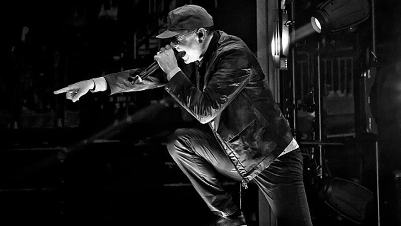 СМИ сообщили детали смерти лидера Linkin Park Беннингтона