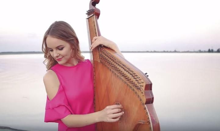 "Despacito" на бандурі: в мережі з’явилась українська версія найпопулярнішого хіта "Despacito" на бандурі: в мережі з’явилась українська версія найпопулярнішого хіта