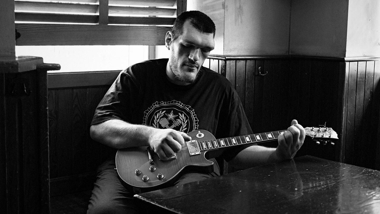 Помер на сцені лідер Ivan Blues & Friends Іван Денисенко: що відомо про митця Помер на сцені лідер Ivan Blues & Friends Іван Денисенко: що відомо про митця