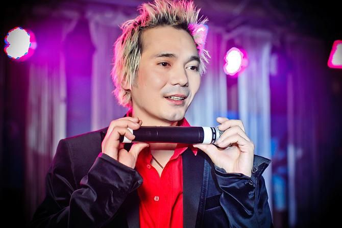 Олег Яковлев - Не плачь: слушать онлайн последнюю песню Яковлева Олег Яковлев - Не плачь: слушать онлайн последнюю песню Яковлева