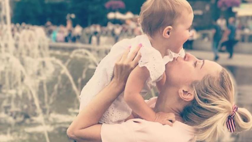 Тоня Матвиенко опубликовала трогательные фото с подрастающей дочкой