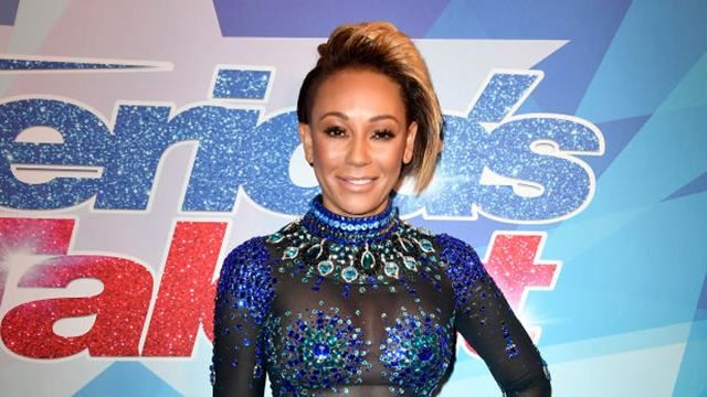 Экс-участница Spice Girls ошеломила неудачным образом: фото Экс-участница Spice Girls ошеломила неудачным образом: фото