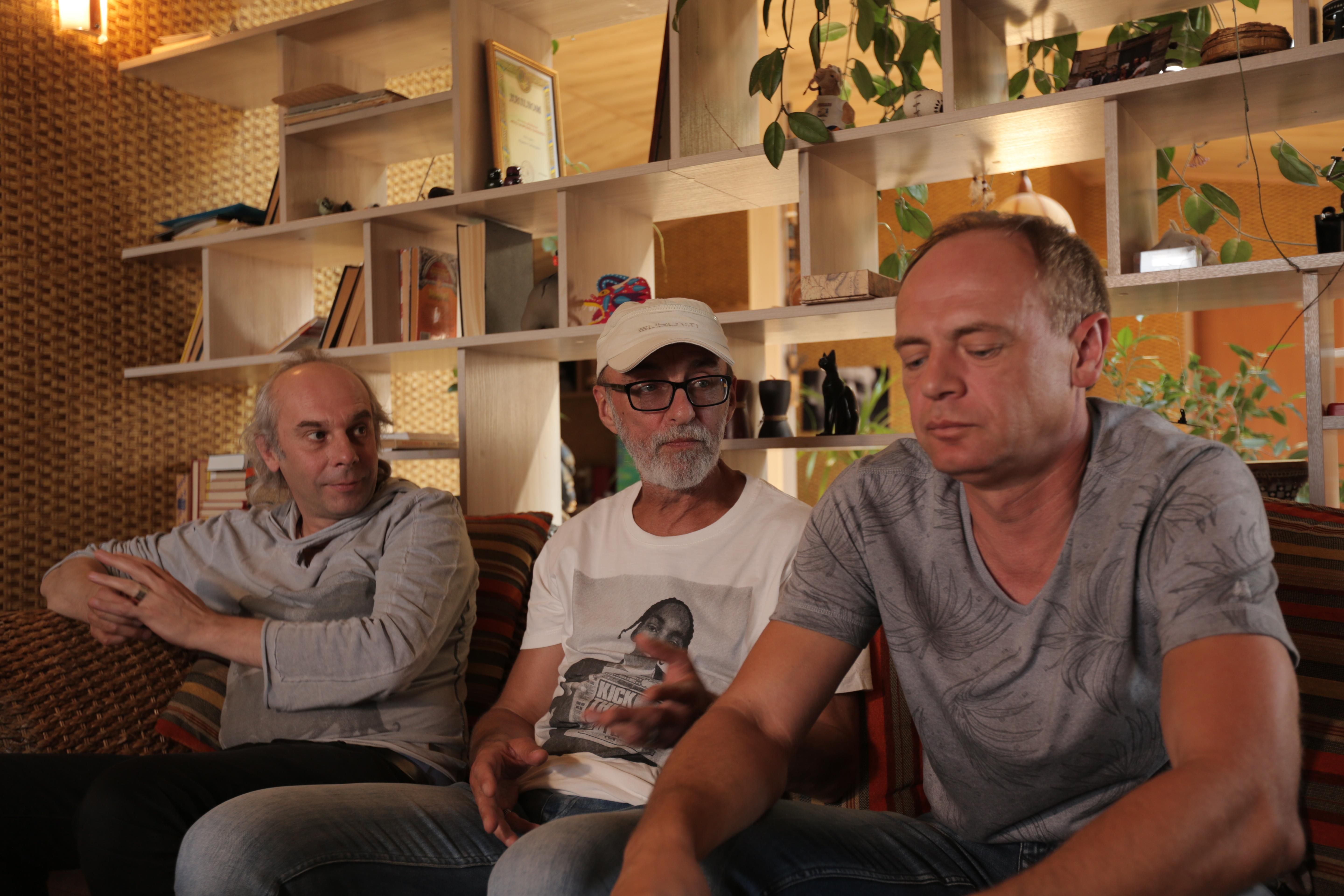 Братья Гадюкины: В своих песнях "Гады" будут выжигать гадов напалмом Братья Гадюкины: В своих песнях "Гады" будут выжигать гадов напалмом