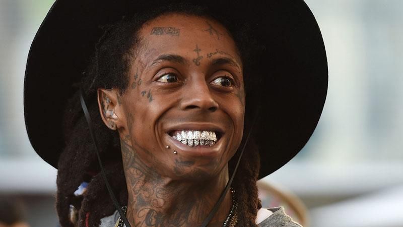 Известного американского рэпера срочно госпитализировали Известного американского рэпера срочно госпитализировали