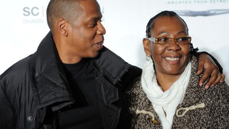 Матір відомого репера Jay-Z вперше зізналась у нетрадиційній орієнтації 