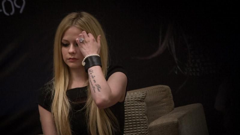 Авріл Лавін повернулася на сцену після пережитої хвороби та розлучення: відео Авріл Лавін повернулася на сцену після пережитої хвороби та розлучення: відео