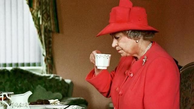 Сніданок по-королівському: улюблені страви Єлизавети ІІ Сніданок по-королівському: улюблені страви Єлизавети ІІ