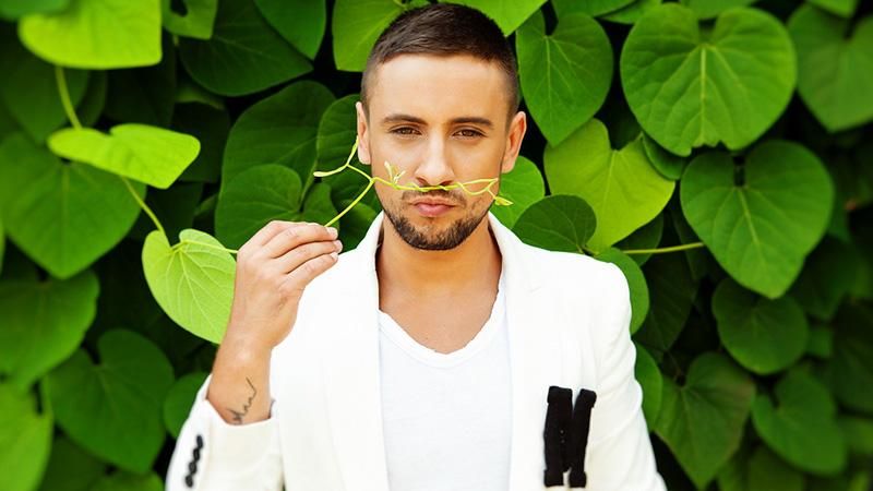 Українського співака Монатіка не пустили до США Українського співака Монатіка не пустили до США