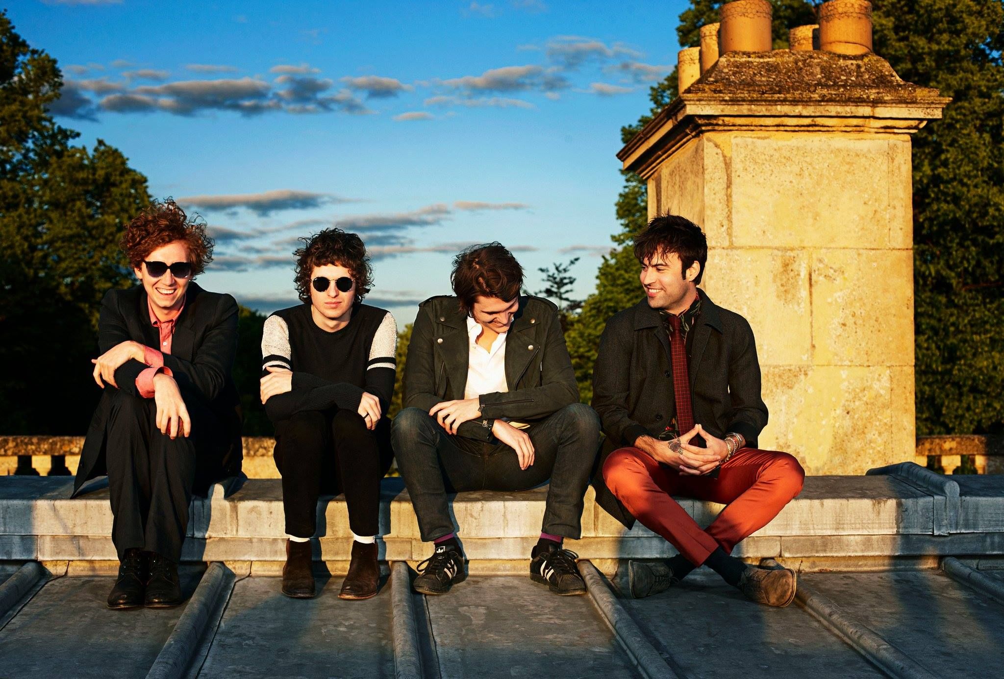 Легендарні британці The Kooks їдуть у Київ з грандіозним концертом Легендарні британці The Kooks їдуть у Київ з грандіозним концертом