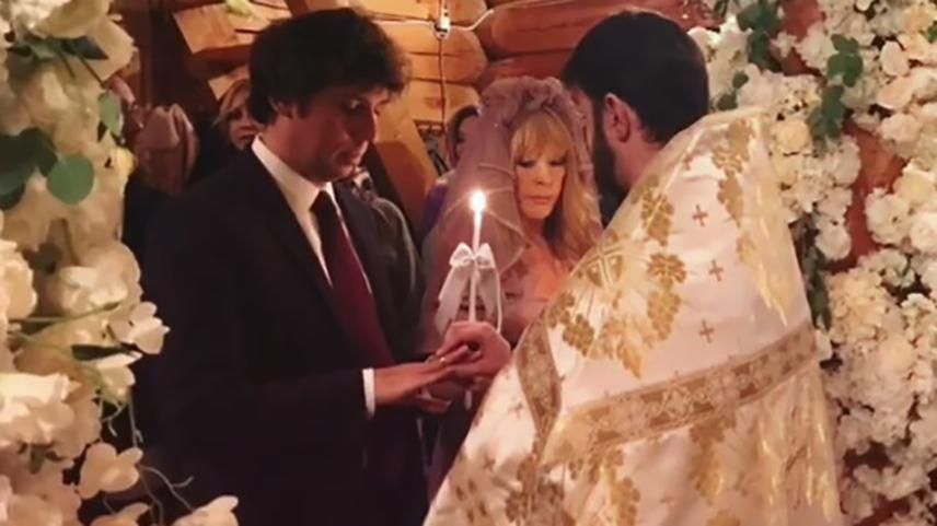 Алла Пугачова та Максим Галкін обвінчались: з’явились фото і відео Алла Пугачова та Максим Галкін обвінчались: з’явились фото і відео