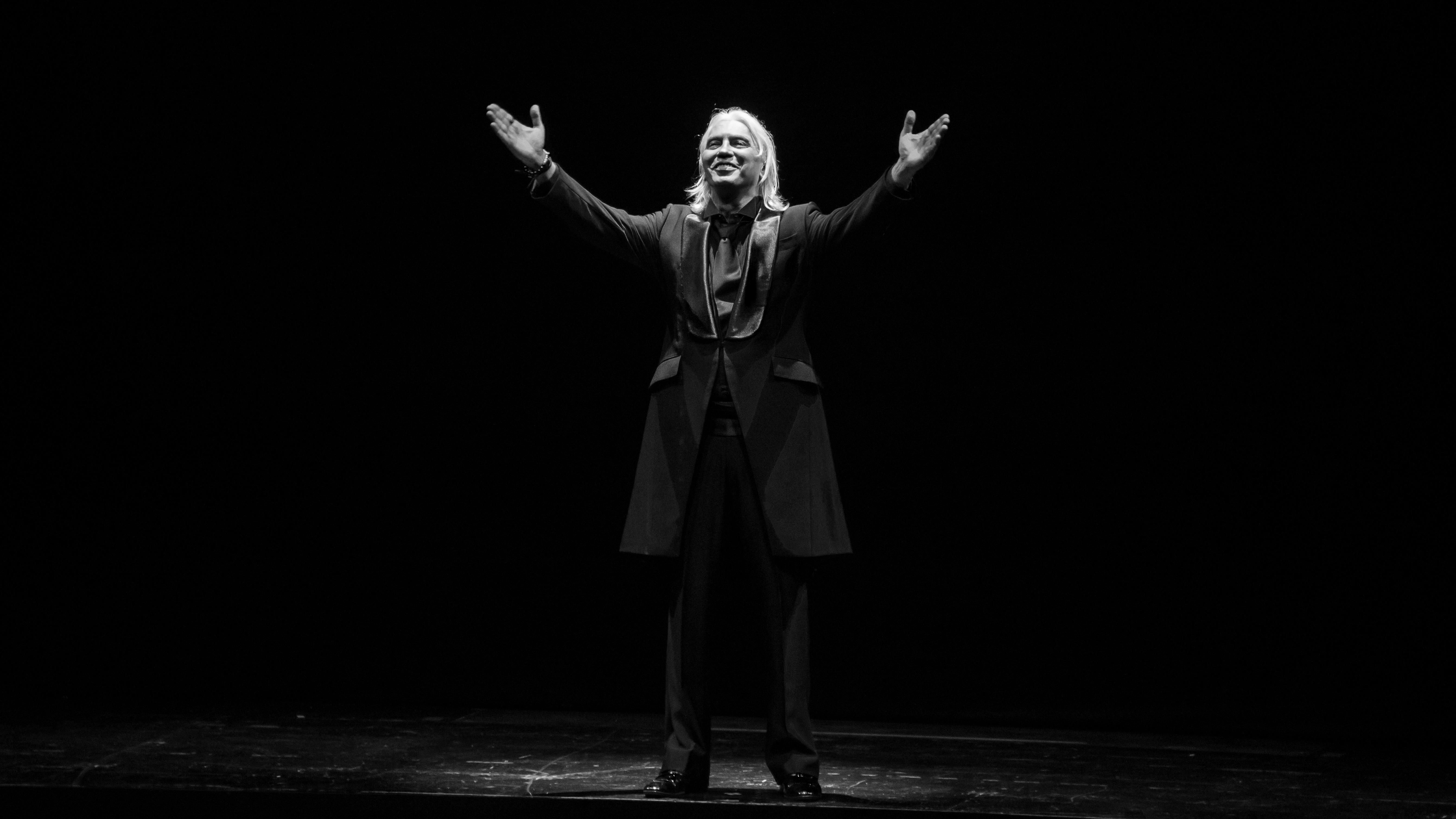 Кобзон сообщил, как и где будут хоронить Хворостовского Кобзон сообщил, как и где будут хоронить Хворостовского