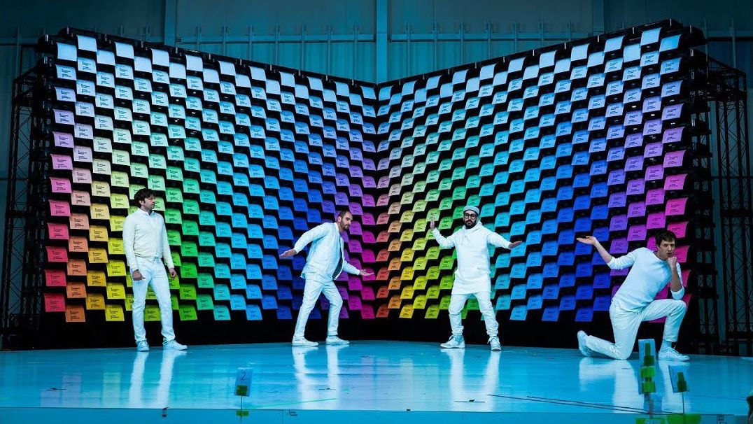 Группа OK Go сняла новый впечатляющий клип с помощью 567 принтеров Группа OK Go сняла новый впечатляющий клип с помощью 567 принтеров