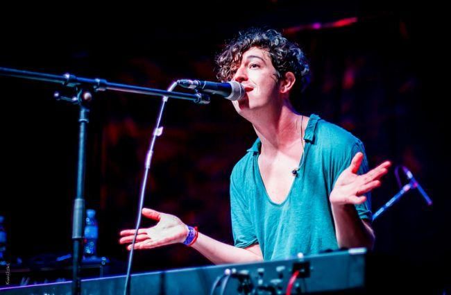 Відомий музикант різко дорікнув українським зіркам, які виступають у Росії Відомий музикант різко дорікнув українським зіркам, які виступають у Росії