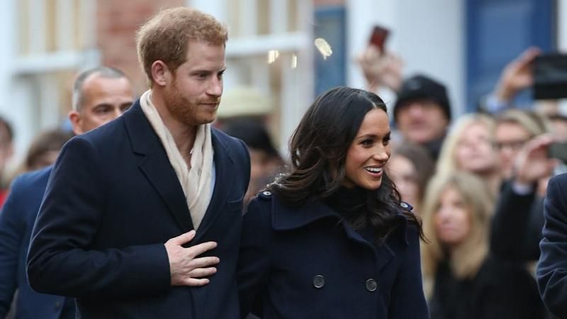 Перший офіційний вихід принца Гаррі і Меган Маркл: з’явилися фото Перший офіційний вихід принца Гаррі і Меган Маркл: з’явилися фото