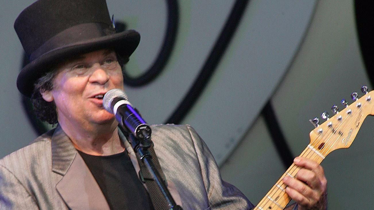 У США помер соліст популярного гурту У США помер соліст популярного гурту