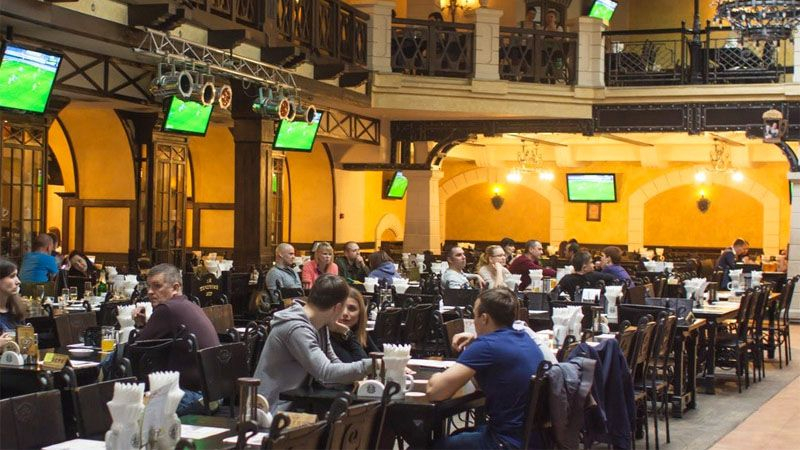 Охрана популярного во Львове ресторана напала на бойцов АТО из-за российской попсы