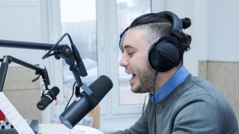 Все выходные я под ним проведу, – Тарас Тополя исполнил "гимн Ланоса" Все выходные я под ним проведу, – Тарас Тополя исполнил "гимн Ланоса"