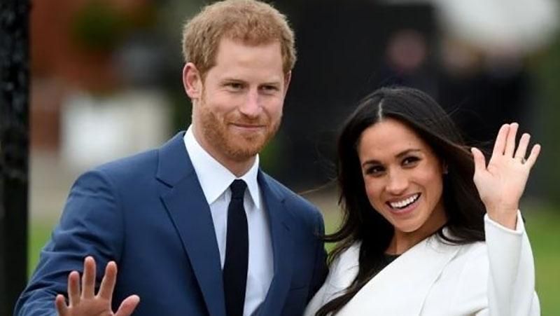 В сети появились эскизы вероятного свадебного платья Меган Маркл В сети появились эскизы вероятного свадебного платья Меган Маркл