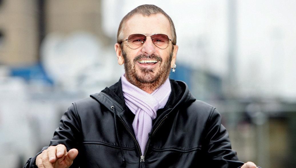 Екс-барабанщика Рінго Старра з The Beatles удостоїли лицарського звання Екс-барабанщика Рінго Старра з The Beatles удостоїли лицарського звання