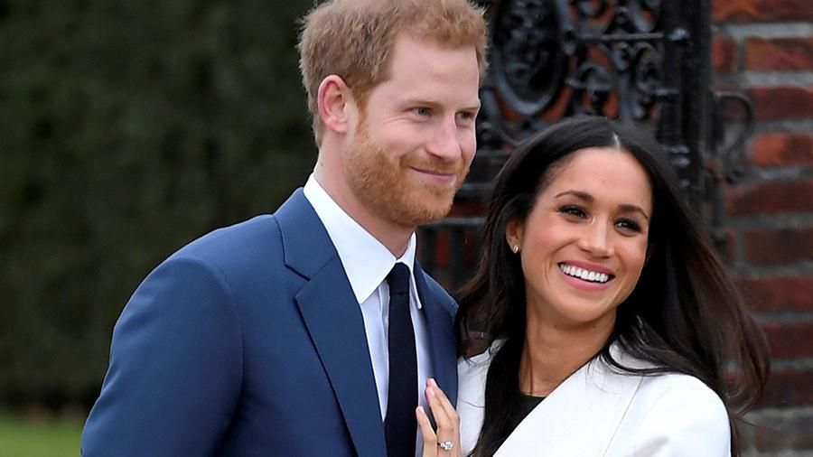 Принц Гаррі і Меган Маркл полетіли на відпочинок економ-класом, – ЗМІ Принц Гаррі і Меган Маркл полетіли на відпочинок економ-класом, – ЗМІ