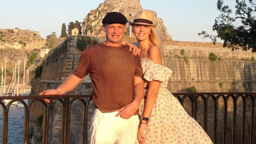 Мужа известной украинской певицы госпитализировали в Шри-Ланке Мужа известной украинской певицы госпитализировали в Шри-Ланке