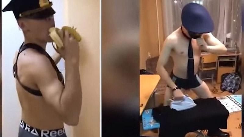 Оголені курсанти в Росії спародіювали відомий кліп Satisfaction: відео 18+ Оголені курсанти в Росії спародіювали відомий кліп Satisfaction: відео 18+