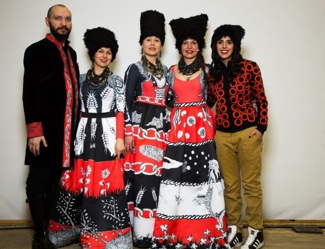 Чому українська музика стає популярною за кордоном: інтерв'ю з "ДахаБраха" Чому українська музика стає популярною за кордоном: інтерв'ю з "ДахаБраха"