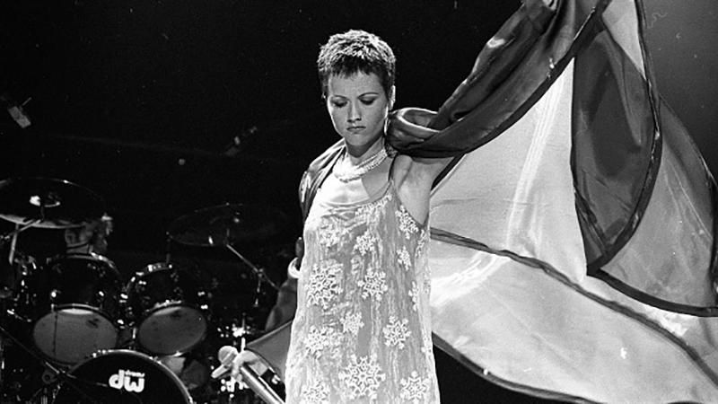 Смерть Долорес О'Риордан: стало известно, когда похоронят солистку The Cranberries Смерть Долорес О'Риордан: стало известно, когда похоронят солистку The Cranberries