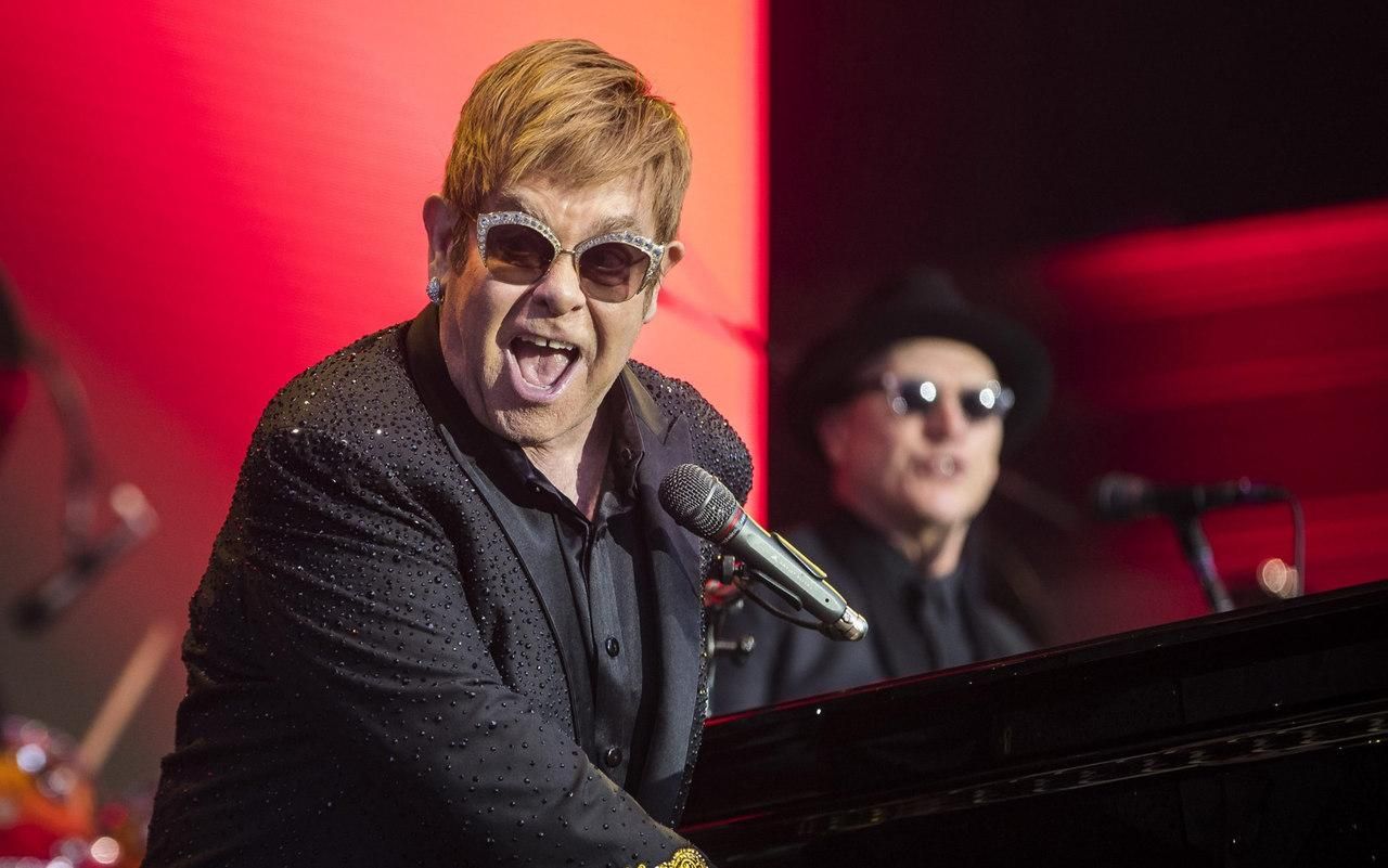 Элтон Джон уходит со сцены после 50 лет творчества, – СМИ Элтон Джон уходит со сцены после 50 лет творчества, – СМИ