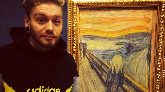 Мене домагалися російські політики, – український співак зробив резонансну заяву Мене домагалися російські політики, – український співак зробив резонансну заяву