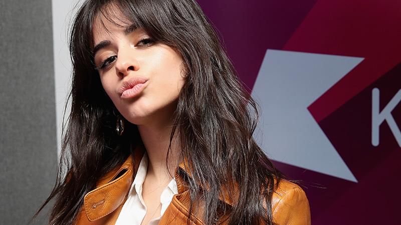 Співачка Камілла Кабелло засвітилася в джинсах від українського дизайнера: яскраві фото Співачка Камілла Кабелло засвітилася в джинсах від українського дизайнера: яскраві фото