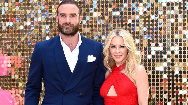 Кайлі Міноуг поділилась, як пережила зраду свого екс-нареченого Кайлі Міноуг поділилась, як пережила зраду свого екс-нареченого