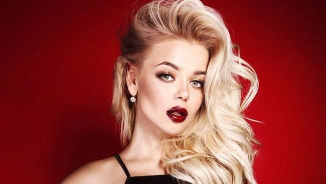 Співачка, яка втекла до Москви, повернулася в Україну читати лекції студентам: є фото Співачка, яка втекла до Москви, повернулася в Україну читати лекції студентам: є фото