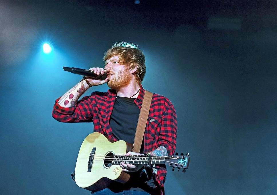 Ед Ширан став найпродаванішим виконавцем 2017 року Ед Ширан став найпродаванішим виконавцем 2017 року