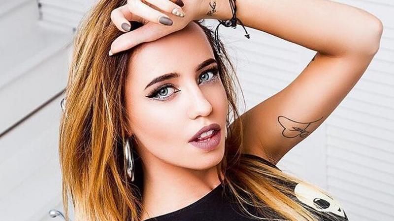 Сексапильная Надежда Дорофеева поделилась пикантным фото в постели Сексапильная Надежда Дорофеева поделилась пикантным фото в постели