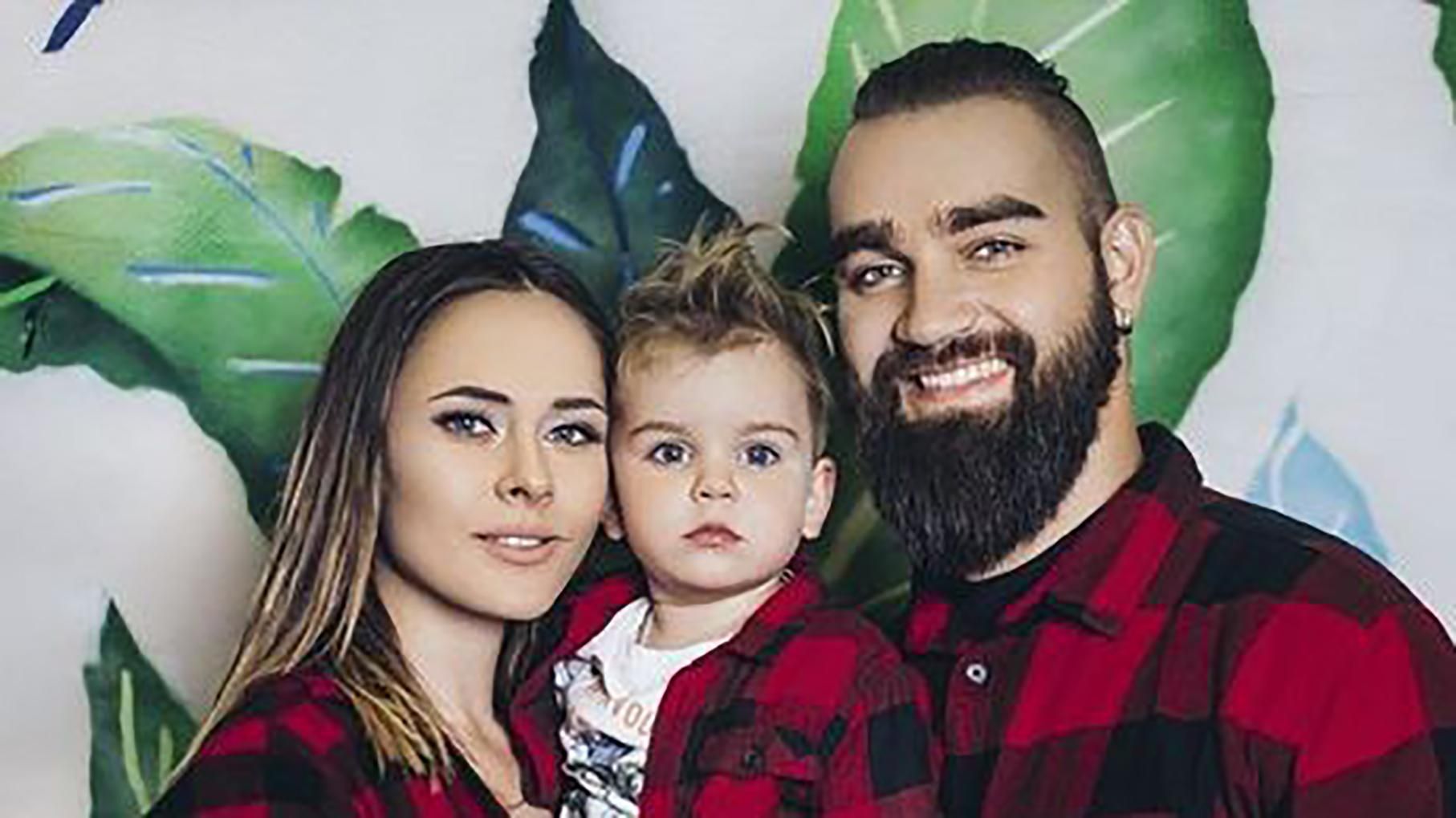 Солісти The Hardkiss заборонили дворічному сину дивитися мультики Солісти The Hardkiss заборонили дворічному сину дивитися мультики