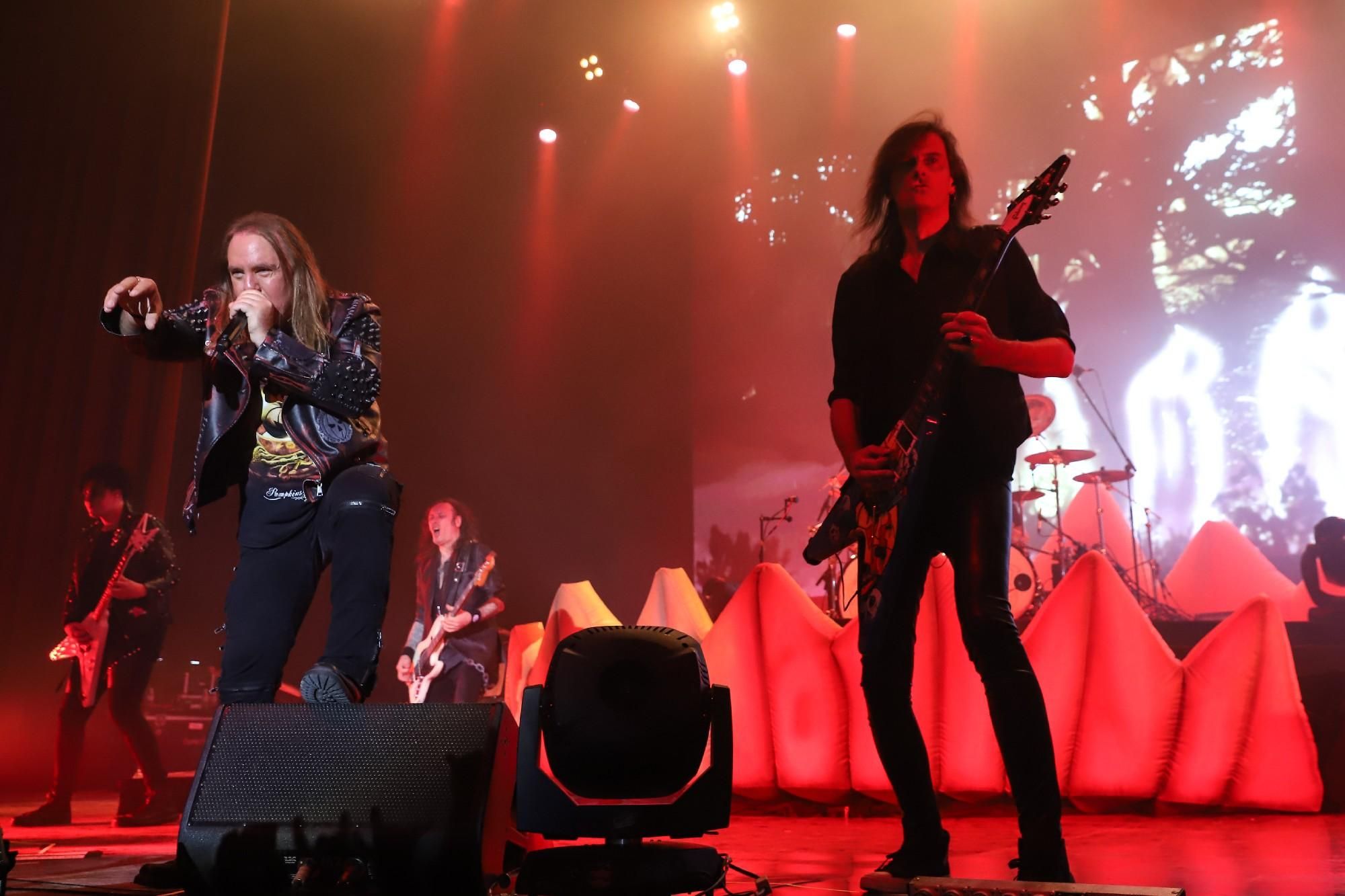 Легендарний Helloween влаштував яскраве шоу в Києві – дивіться фото Легендарний Helloween влаштував яскраве шоу в Києві – дивіться фото