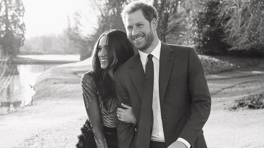 Назван официальный фотограф, который будет снимать свадьбу принца Гарри и Меган Маркл