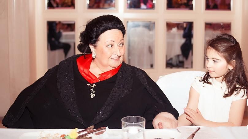 Как украинские звезды приветствовали легендарную Монсеррат Кабалье в Киеве: яркая фотогалерея Как украинские звезды приветствовали легендарную Монсеррат Кабалье в Киеве: яркая фотогалерея