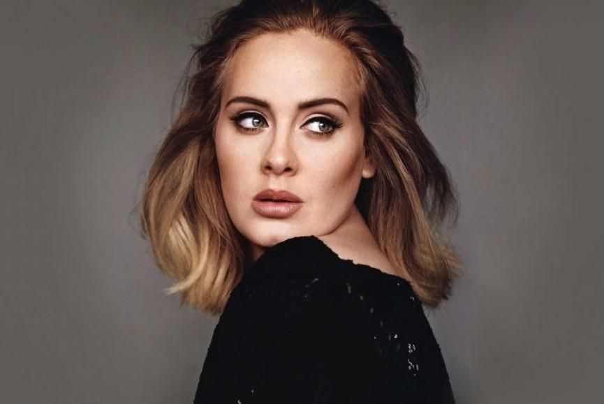 Адель станцевала зажигательный тверк под триумфальное выступление Бейонсе на Coachella Адель станцевала зажигательный тверк под триумфальное выступление Бейонсе на Coachella