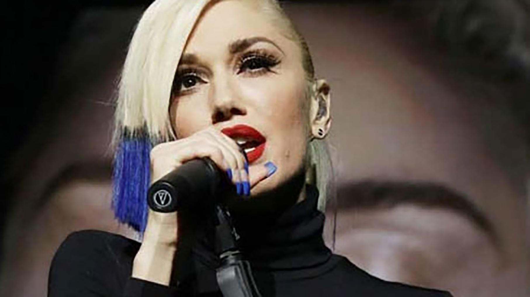 Гвен Стефані вразила шанувальників відвертим вбранням: фото Гвен Стефані вразила шанувальників відвертим вбранням: фото