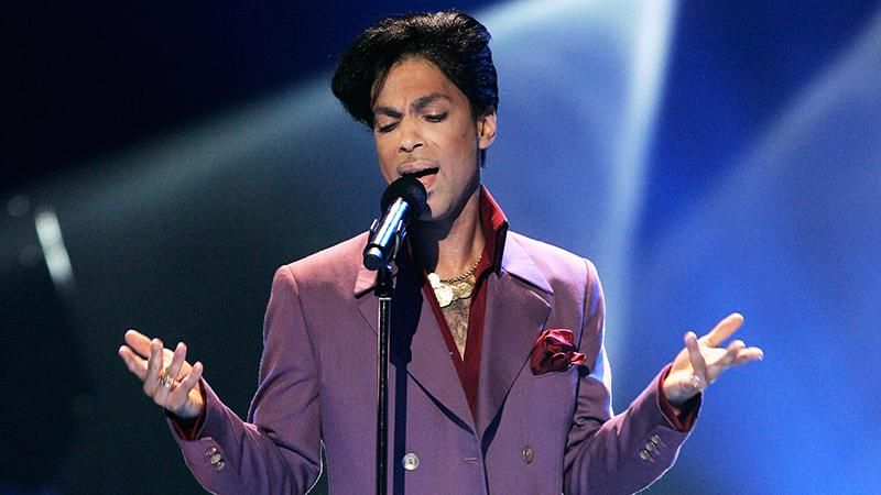 Полиция обнародовала видео с места смерти певца Принса: жуткие кадры Полиция обнародовала видео с места смерти певца Принса: жуткие кадры