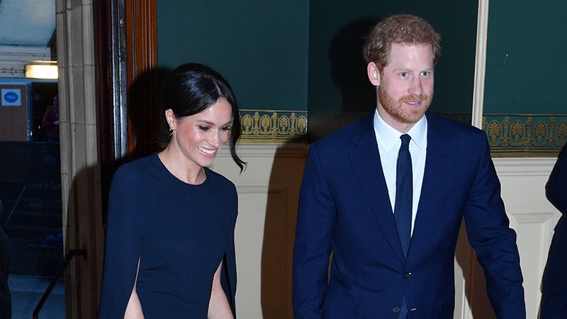 Меган Маркл появилась в роскошном платье на дне рождения Елизаветы II: фото Меган Маркл появилась в роскошном платье на дне рождения Елизаветы II: фото