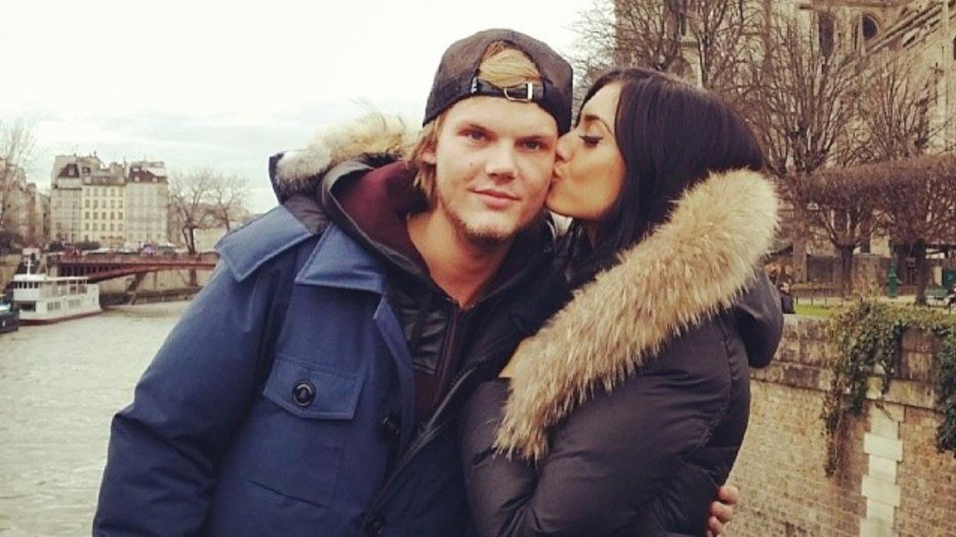 Мое сердце разбито: еще одна бывшая девушка Avicii прокомментировала смерть диджея
