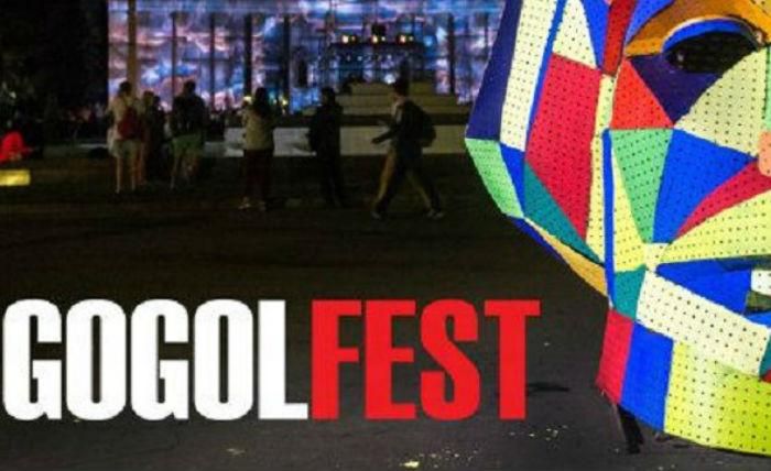 У Маріуполі стартував знаменитий фестиваль "ГогольFest"
